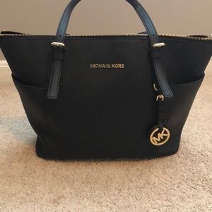 Michael Kors Jet Set tote